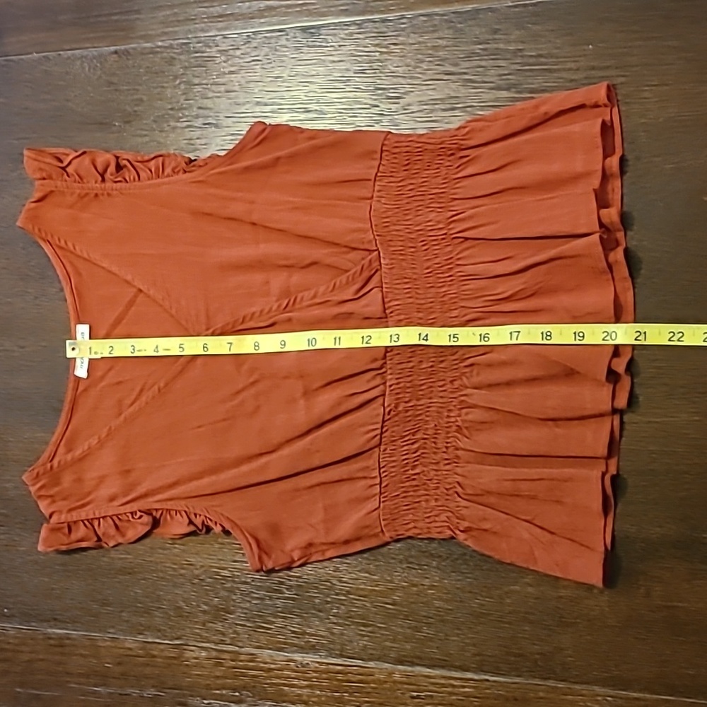 Moa Moa Ruffled Top - Picture 7 of 7